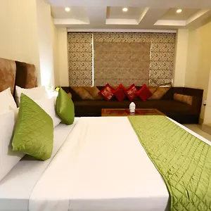 *** Hotel The Picasso Residency - Naraina India