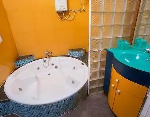*** Hotel Vrindavan Retreat India